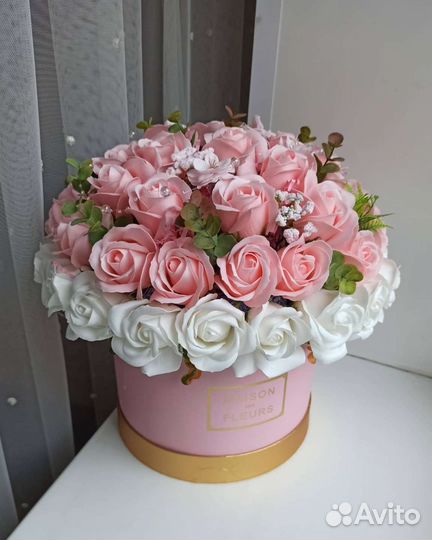 Букеты на выпускной из мыльных роз