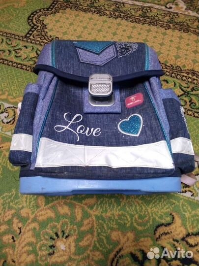 Школьный рюкзак