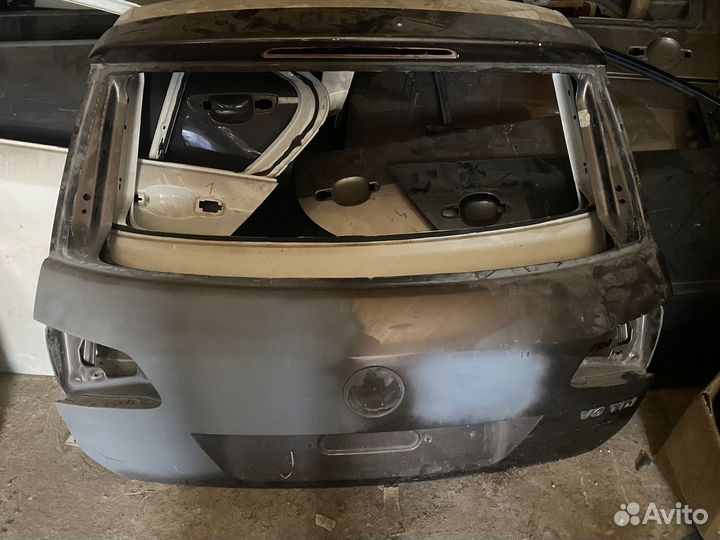 Крышка багажника Volkswagen Touareg