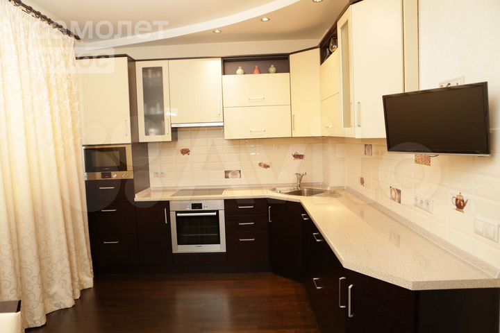 2-к. квартира, 73,2 м², 7/12 эт.