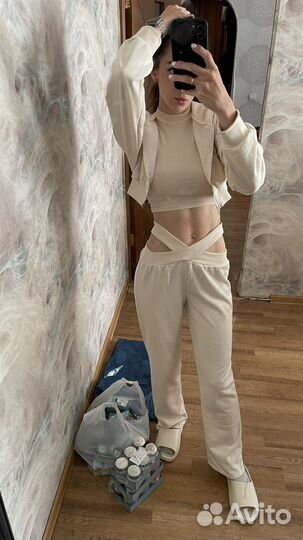 Спортивный костюм женский новый