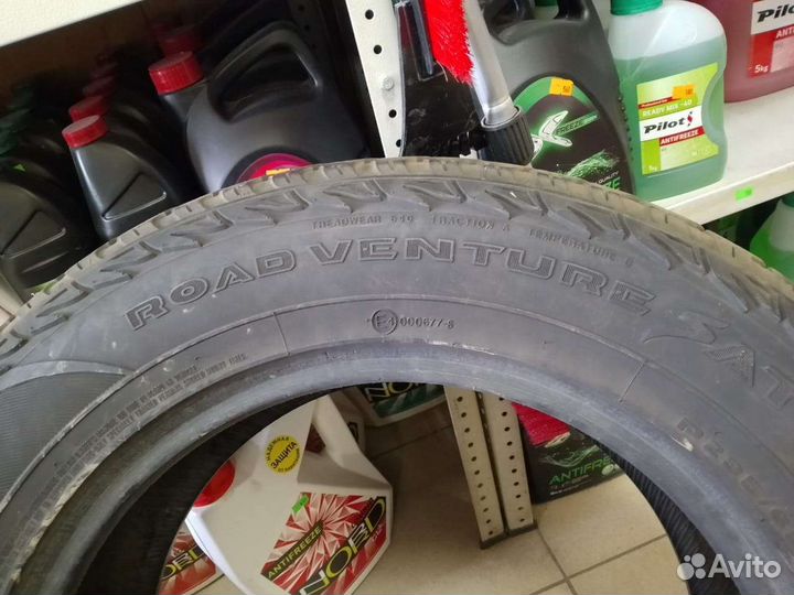 Kumho Road Venture SAT KL61 235/65 R17 103S