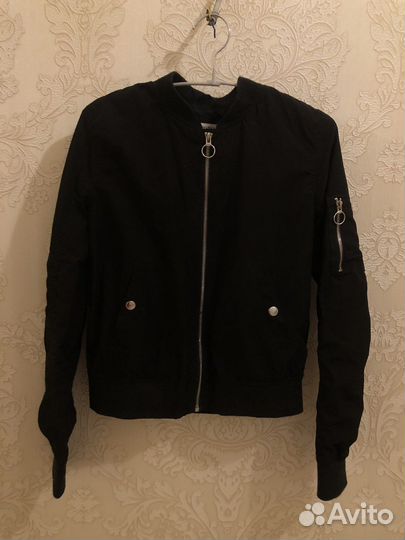 Ветровка женская bershka