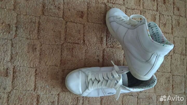 Кеды белые lacoste