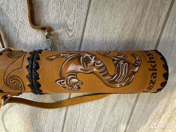 Подарочный термос в кожанном чехле