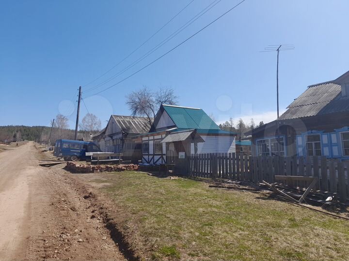 Дом 46 м² на участке 1,4 га