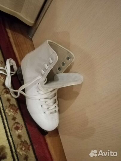 Коньки фигурные