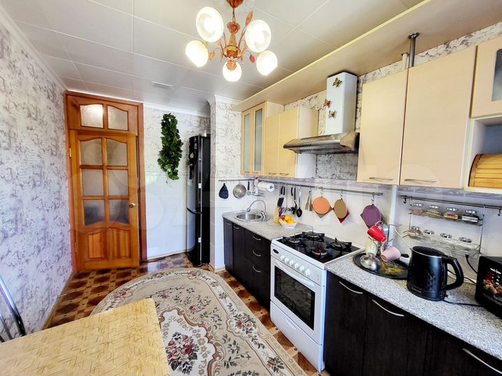 3-к. квартира, 69 м², 3/9 эт.