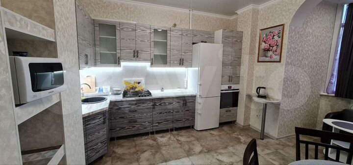 1-к. квартира, 54 м², 4/11 эт.