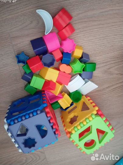 Развивающие игрушки