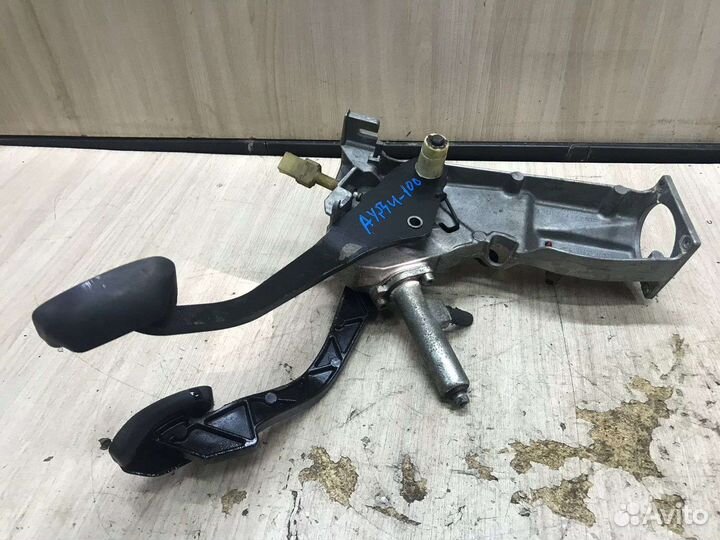 Педальный узел audi 100 c4