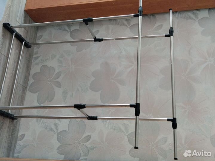 Напольная вешалка