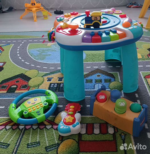 Развивающий столик baby go