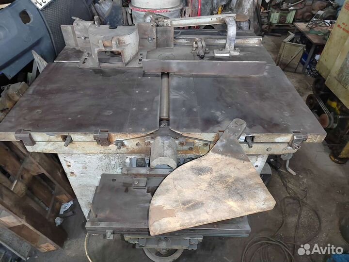 Комбинированный деревообрабатывающий станок к-40м1