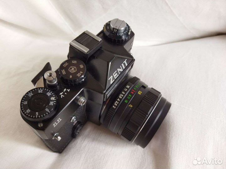 Плёночный фотоаппарат Зенит 11