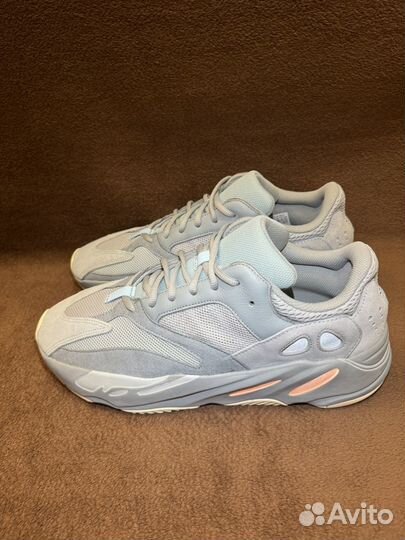 13 US Adidas Yeezy Boost 700 