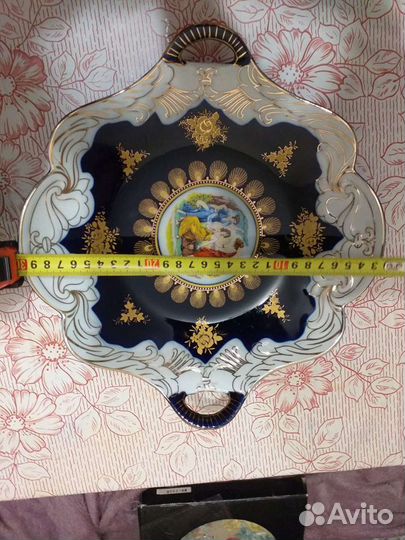 Фарфоровое блюдо большое