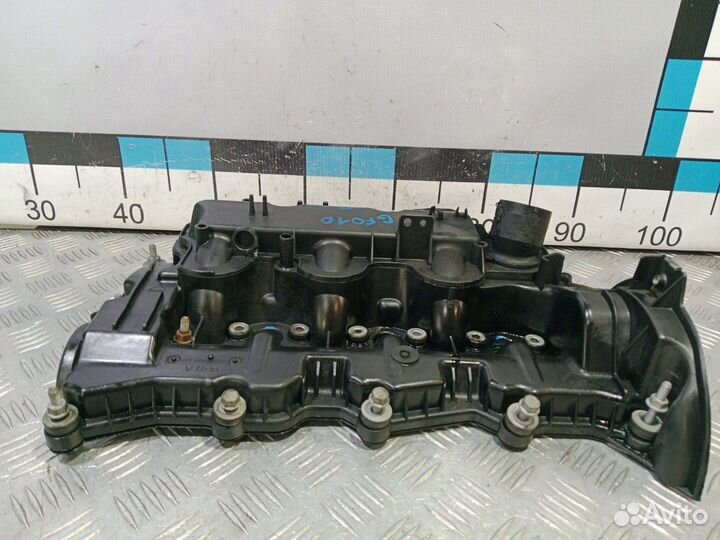 Б/У Крышка клапанная с коллектором справа L#002