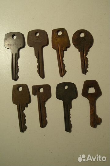Ключи дверные