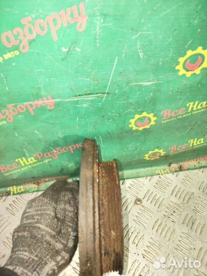 Шкив коленвала Mercedes-Benz Vito W638 2.0 diesel