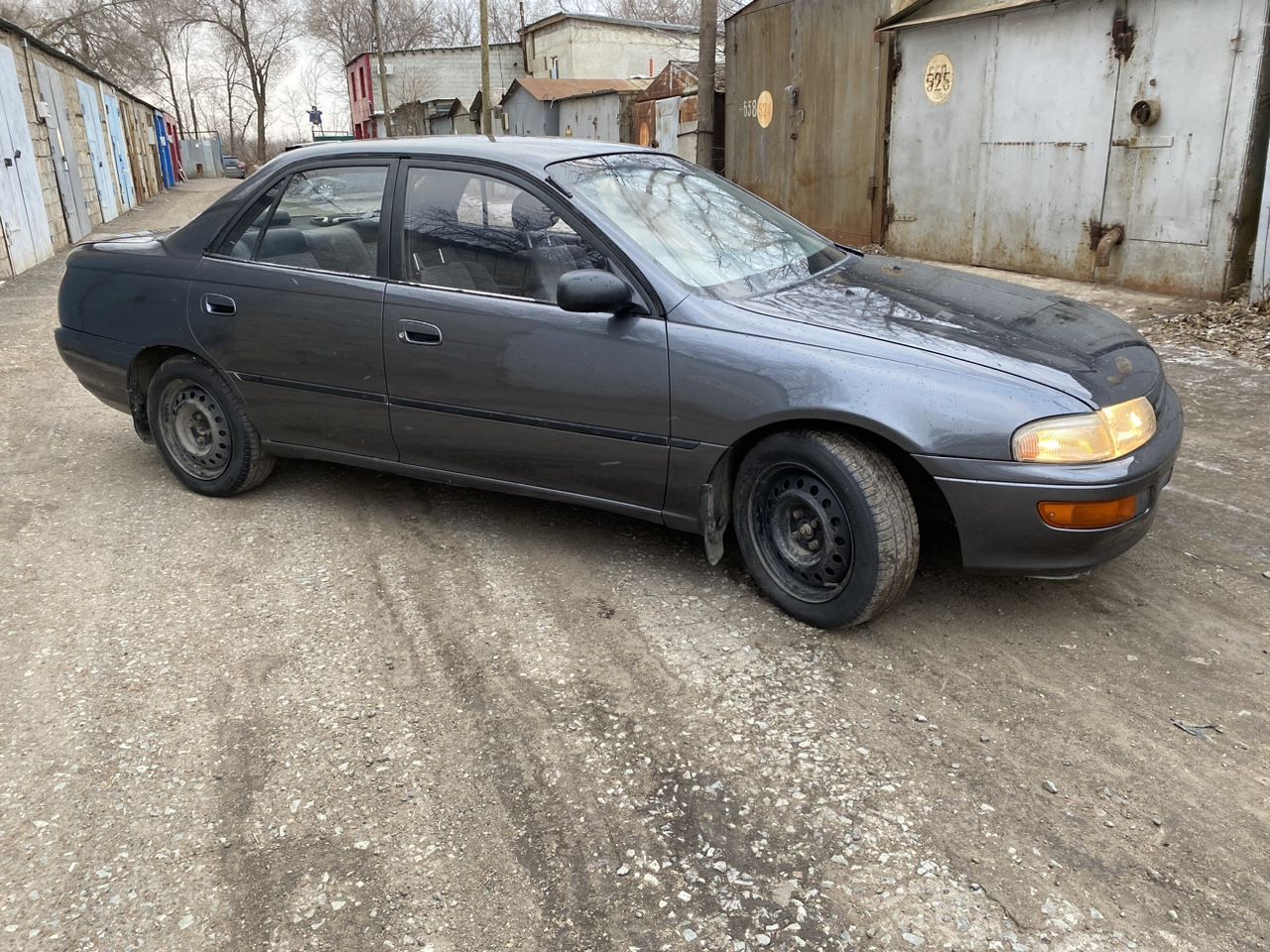 Toyota Carina: фото владельца