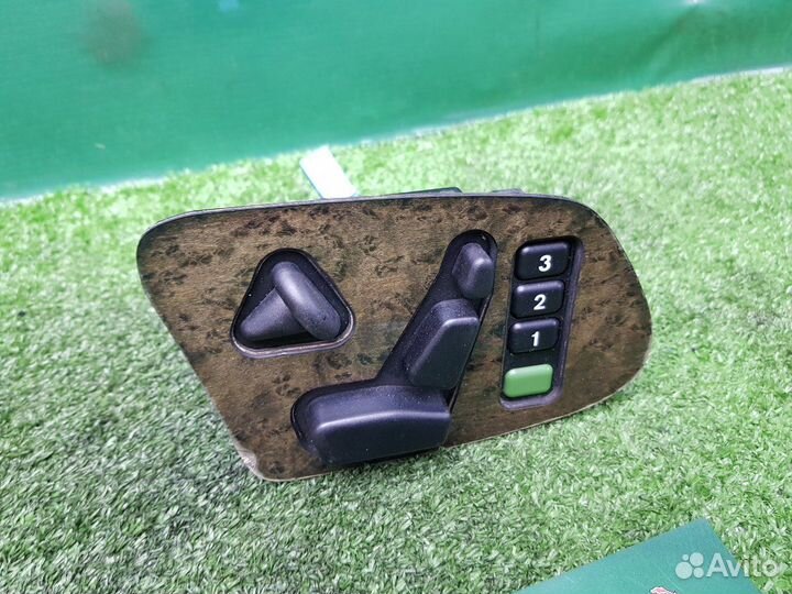 Пульт сиденья передний правый Mercedes-Benz E W210