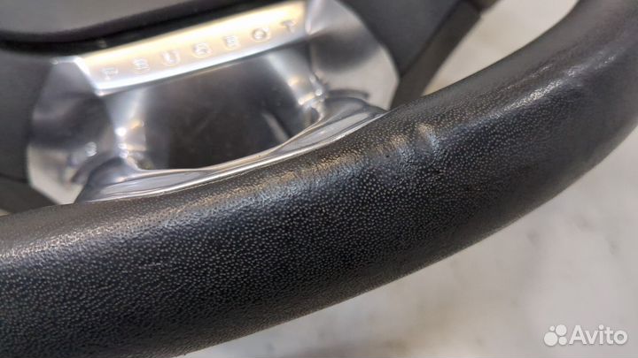 Руль Peugeot 2008, 2015