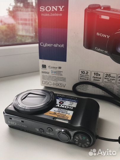Современный японский фотоаппарат Sony DSC HX5V