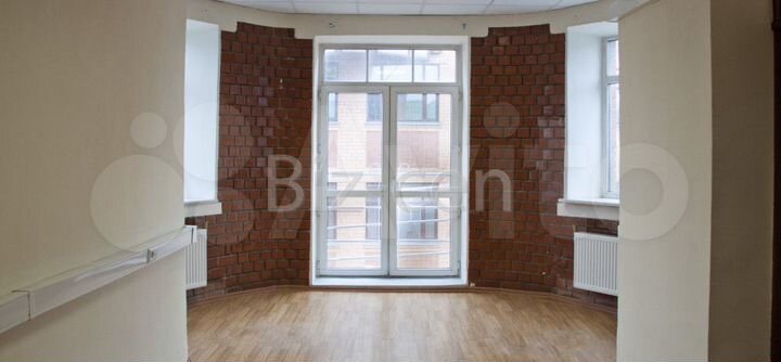 Сдам офис 116 м2 у м. Отрадное