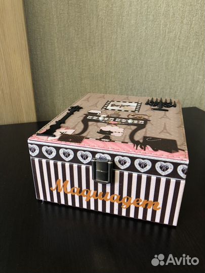 Шкатулка для рукоделия