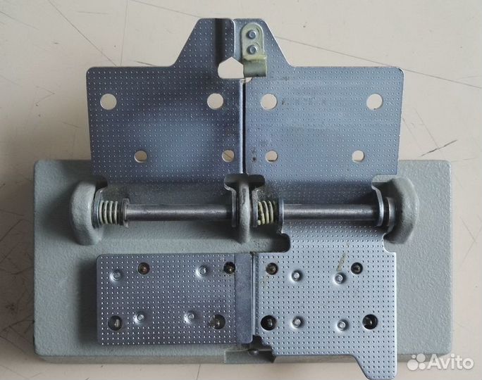 Пресс универсальный для склеивания кинофильмов