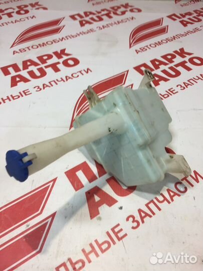 Бачок омывателя Kia Cerato 2011