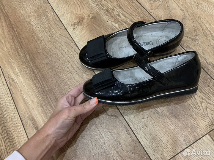 Туфли для девочки 33 размер