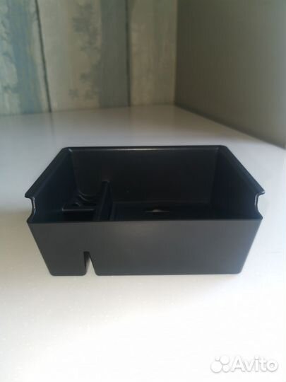 Ящик для хранения для центрального подлокотника