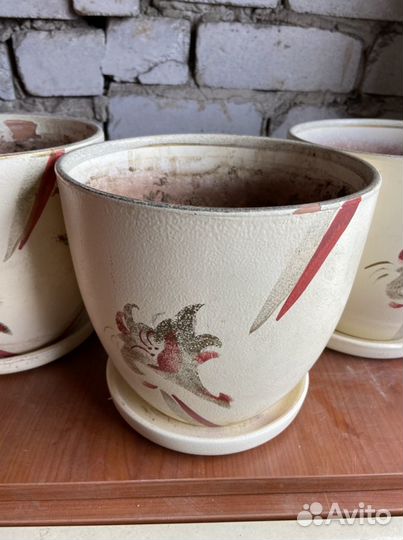 Цветочные керамические горшки