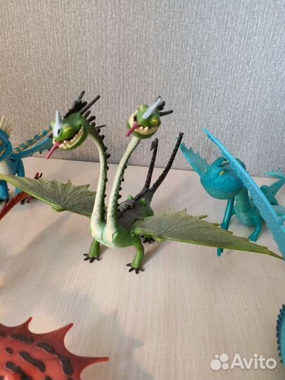 Драконы из мультфильма 