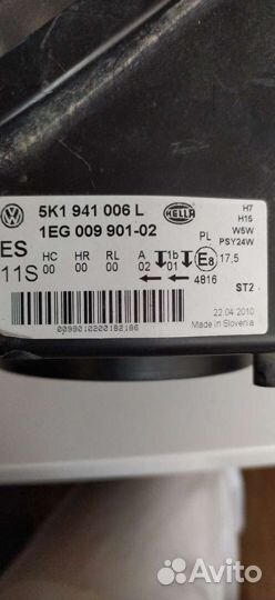 Рефлекторы оригинальные обеих фар golf 6