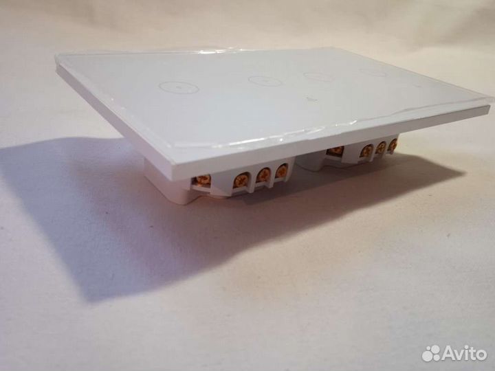 Сенсорный выключатель 4-кнопочный