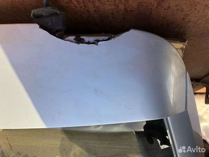 Крышка багажника Renault Laguna 2 Combi