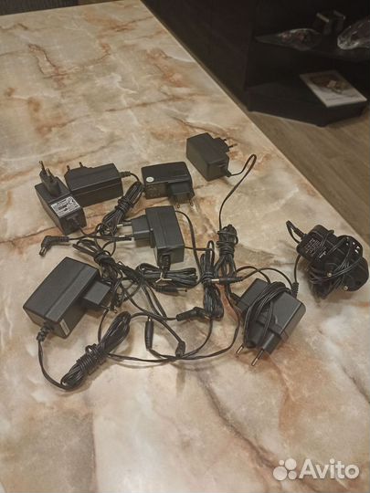 Зарядное устройство