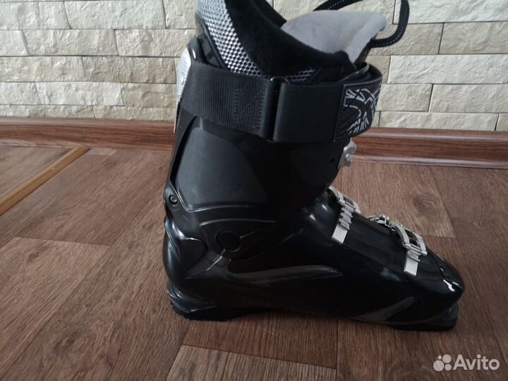 Горнолыжные ботинки