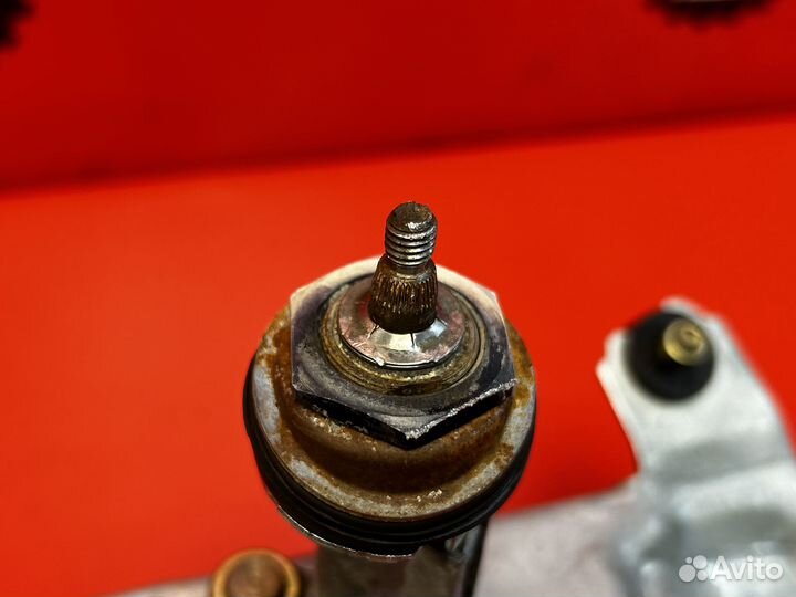 Стеклоочиститель багажника Hilux Surf 130 1989-199