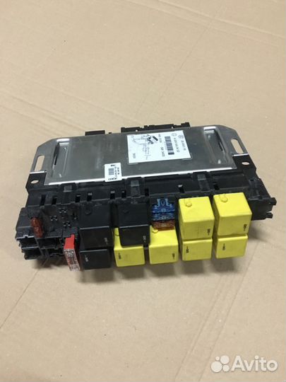 Мерседес 220 блок SAM передний левый