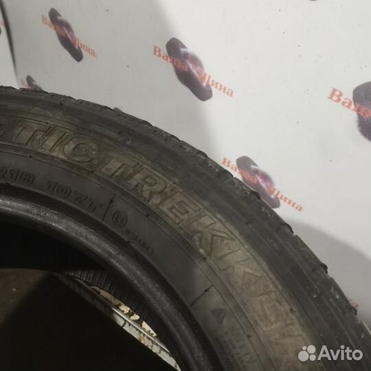 Maxxis ArcticTrekker NP3 235/60 R18