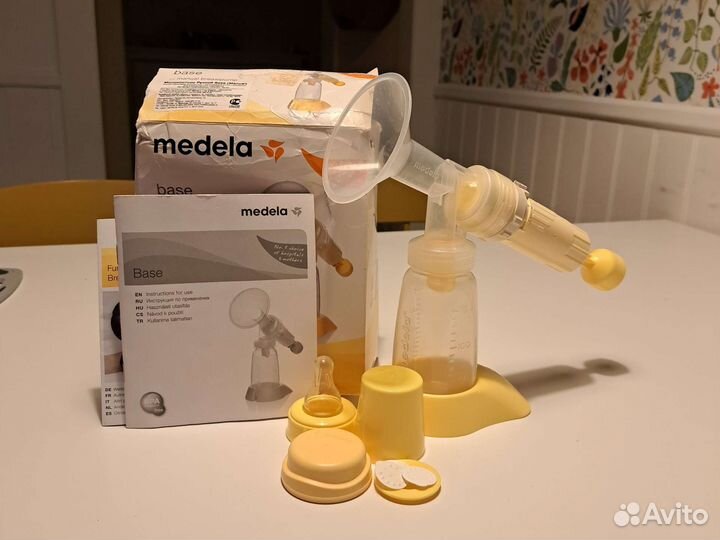 Молокоотсос вакуумный Medela base