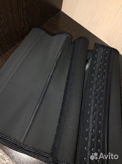 Латексный корсет + ещё один б/у в размере М