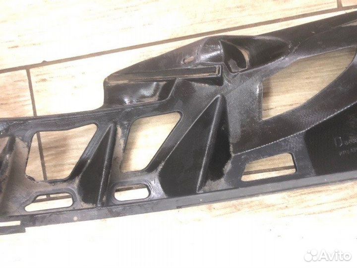 Кронштейн бампера Renault Megane 2 хетчбек 1.5 К9К