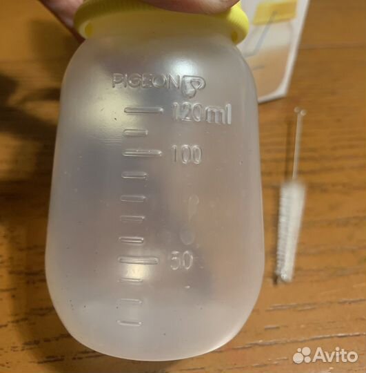 Pigeon бутылочка с ложкой для первого прикорма