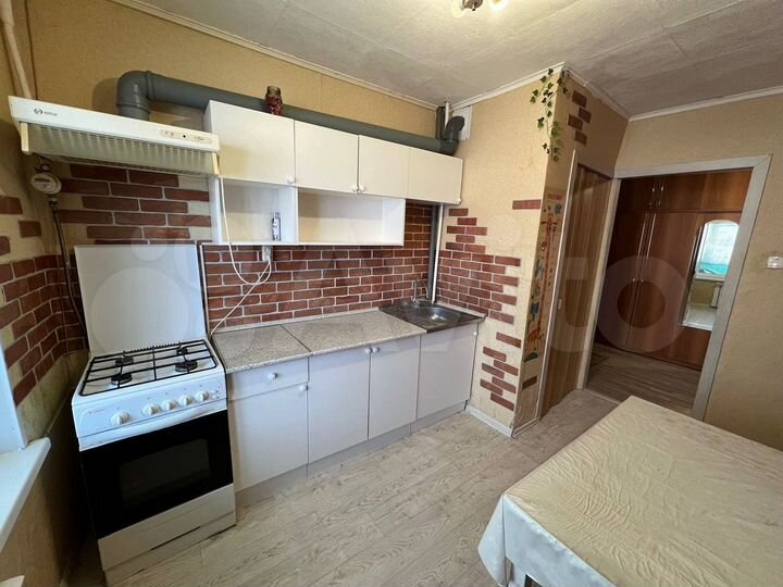 2-к. квартира, 49,2 м², 1/2 эт.