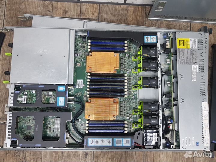 1U Сервер Cisco UCS C220 M3 / HP DL360 Gen8 8SFF